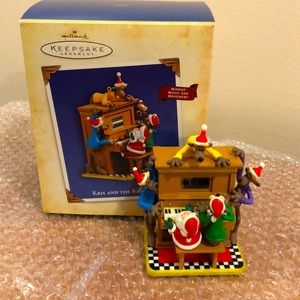 Hallmark MIB 2004 keepsake holiday ornament